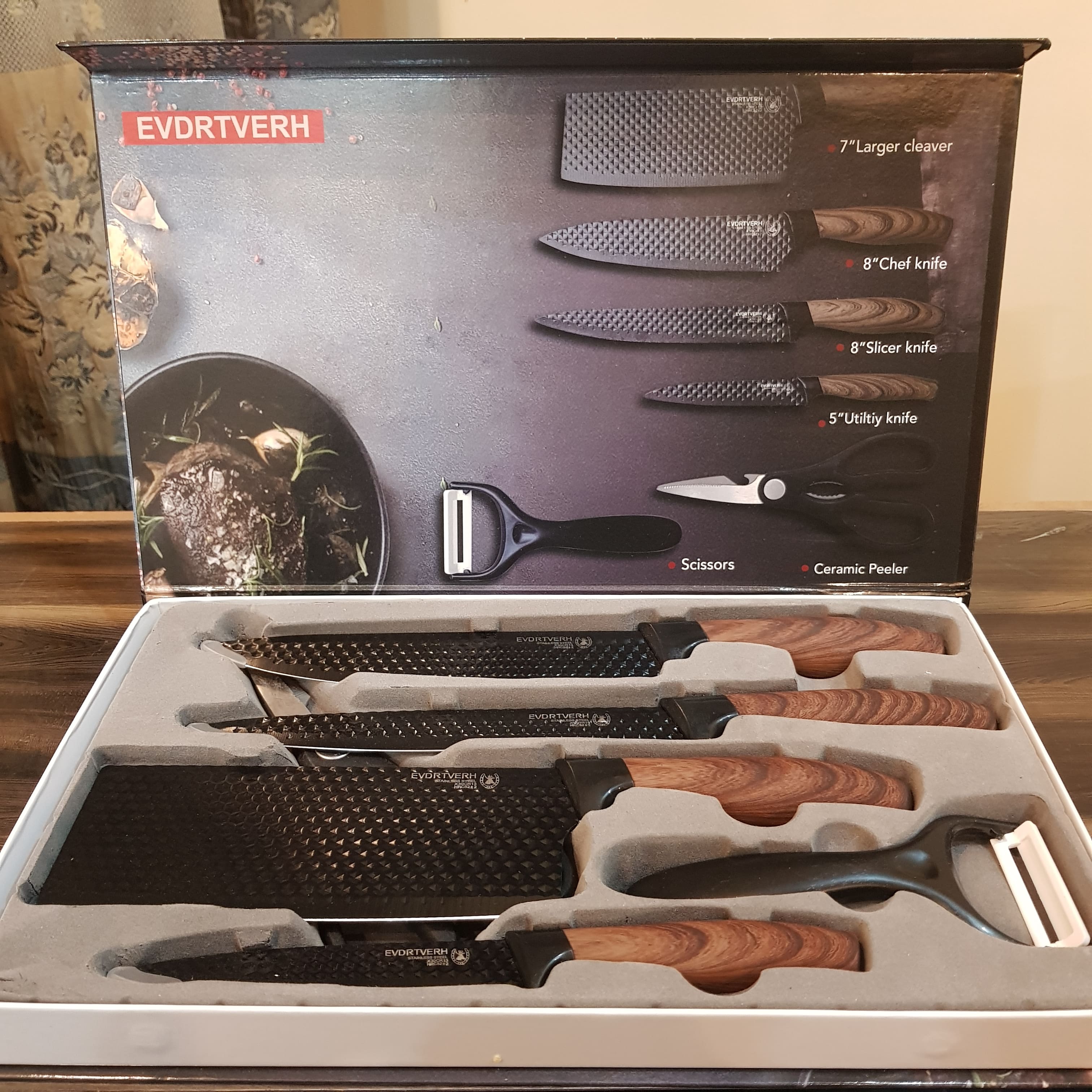 EVDRTVERH  Knife  Set